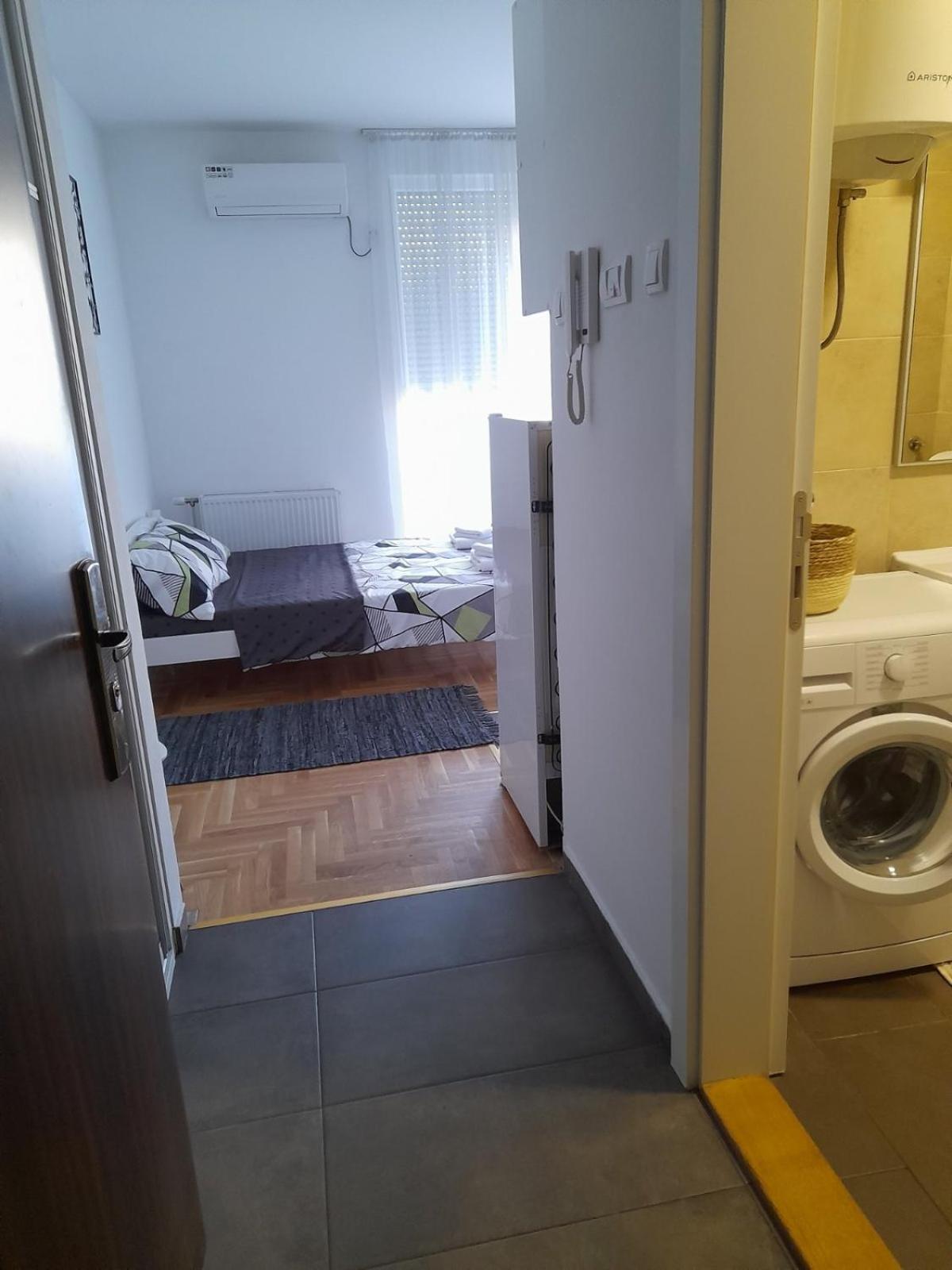 Ferienwohnung Nikola Ns Novi Sad Exterior foto